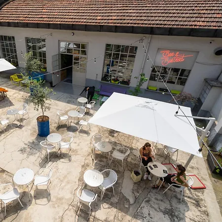 Bovisa Urban Garden بيت شباب ميلان